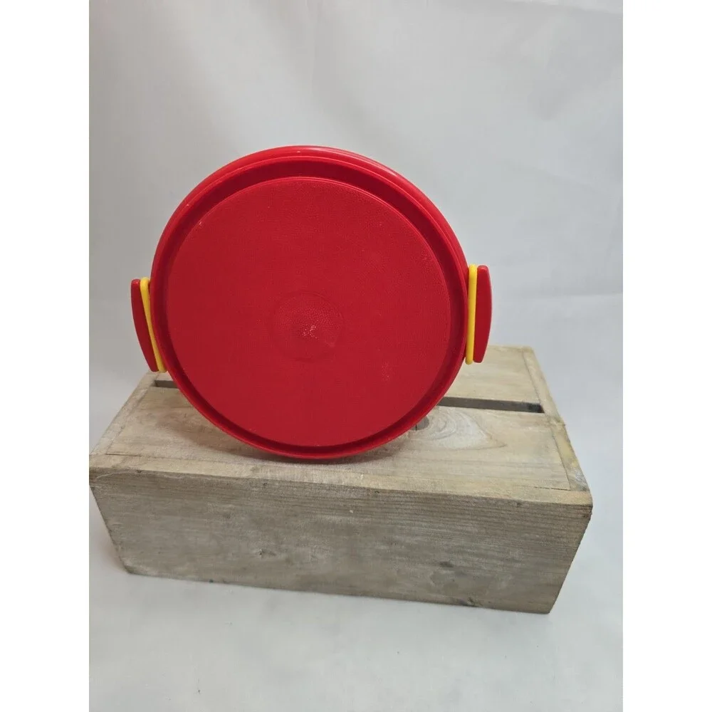 Vintage Tupperware Tuppertoys 1498 Single Cup Cake Taker with Carolier Mini Red